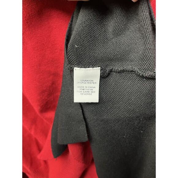 89th & Madison sweater Womens size small asymmetrical colorblock Red Black - Picture 5 of 6